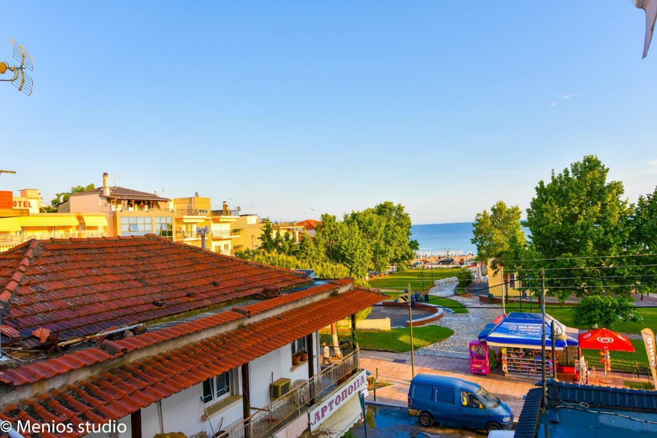 Menios Apartments And Studios Nea Kallikrateia Luaran gambar