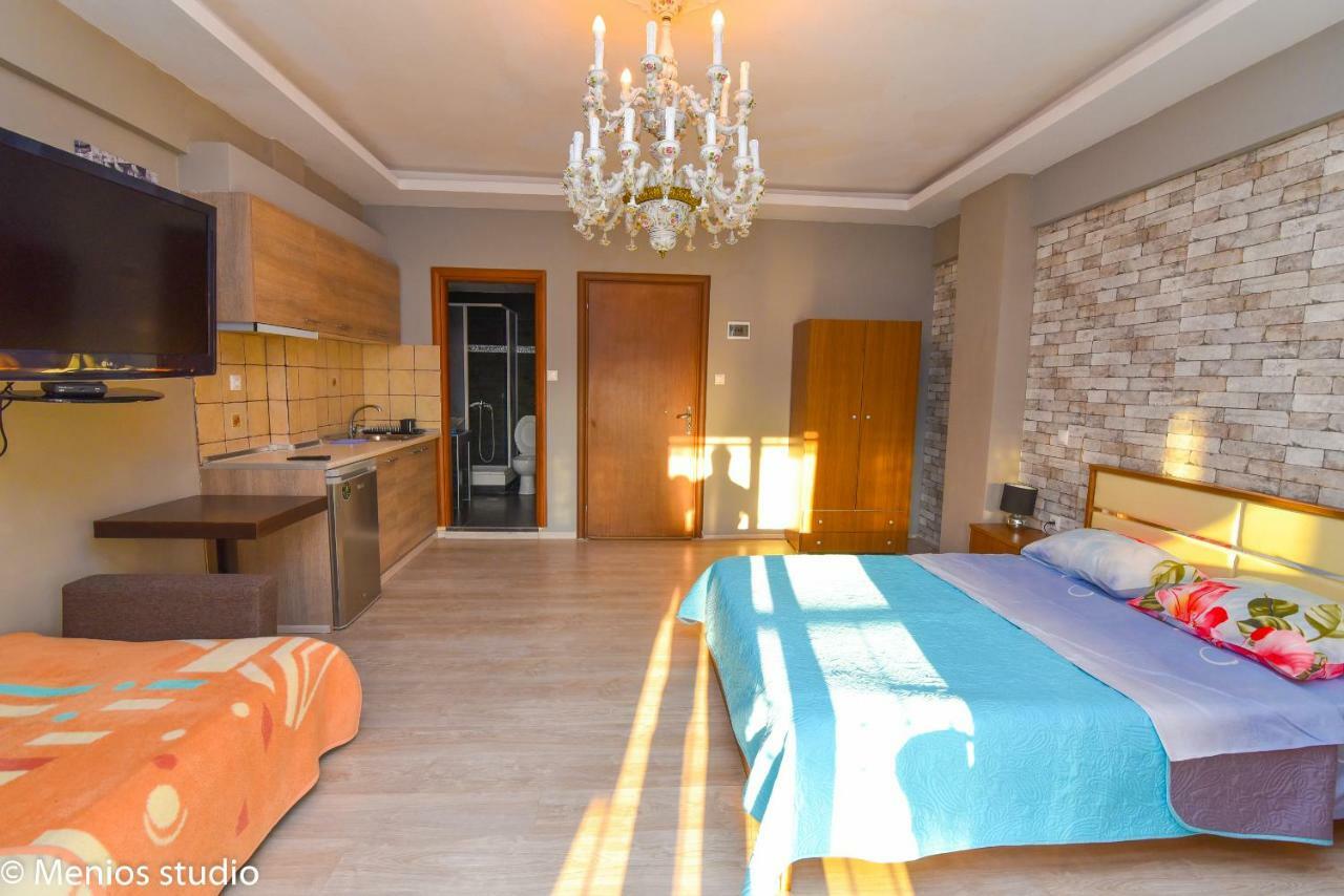 Menios Apartments And Studios Nea Kallikrateia Luaran gambar